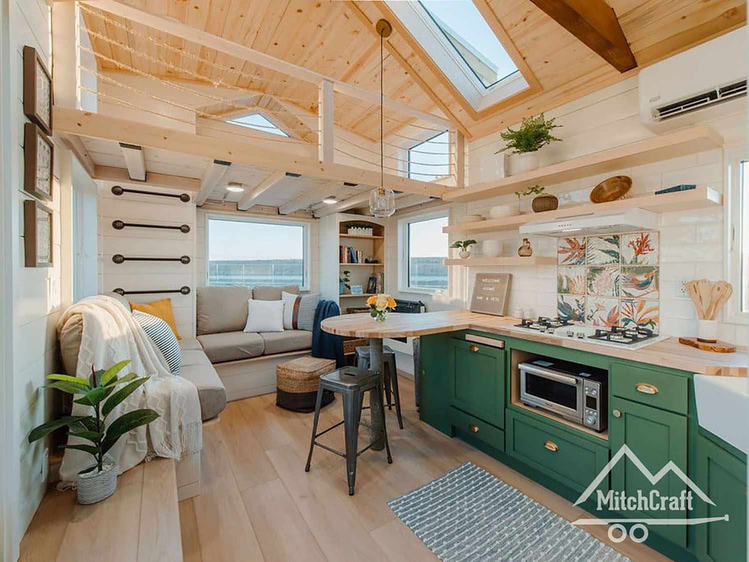 Double-loft designs. Elegant Double Loft Interior